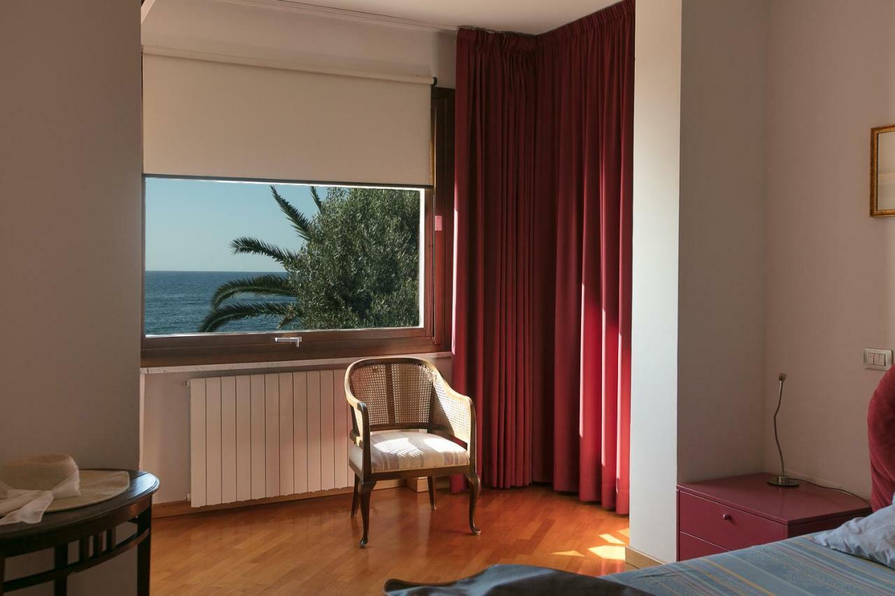Villa Del Mar Quartu Sant'Elena Exterior photo